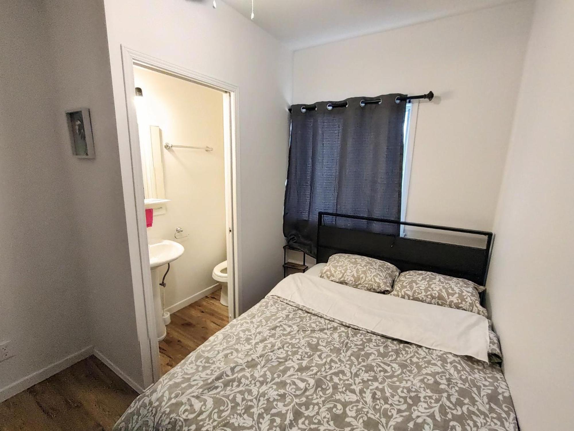 Welcome To Airbnb Saint-Jean-sur-Richelieu Quarto foto