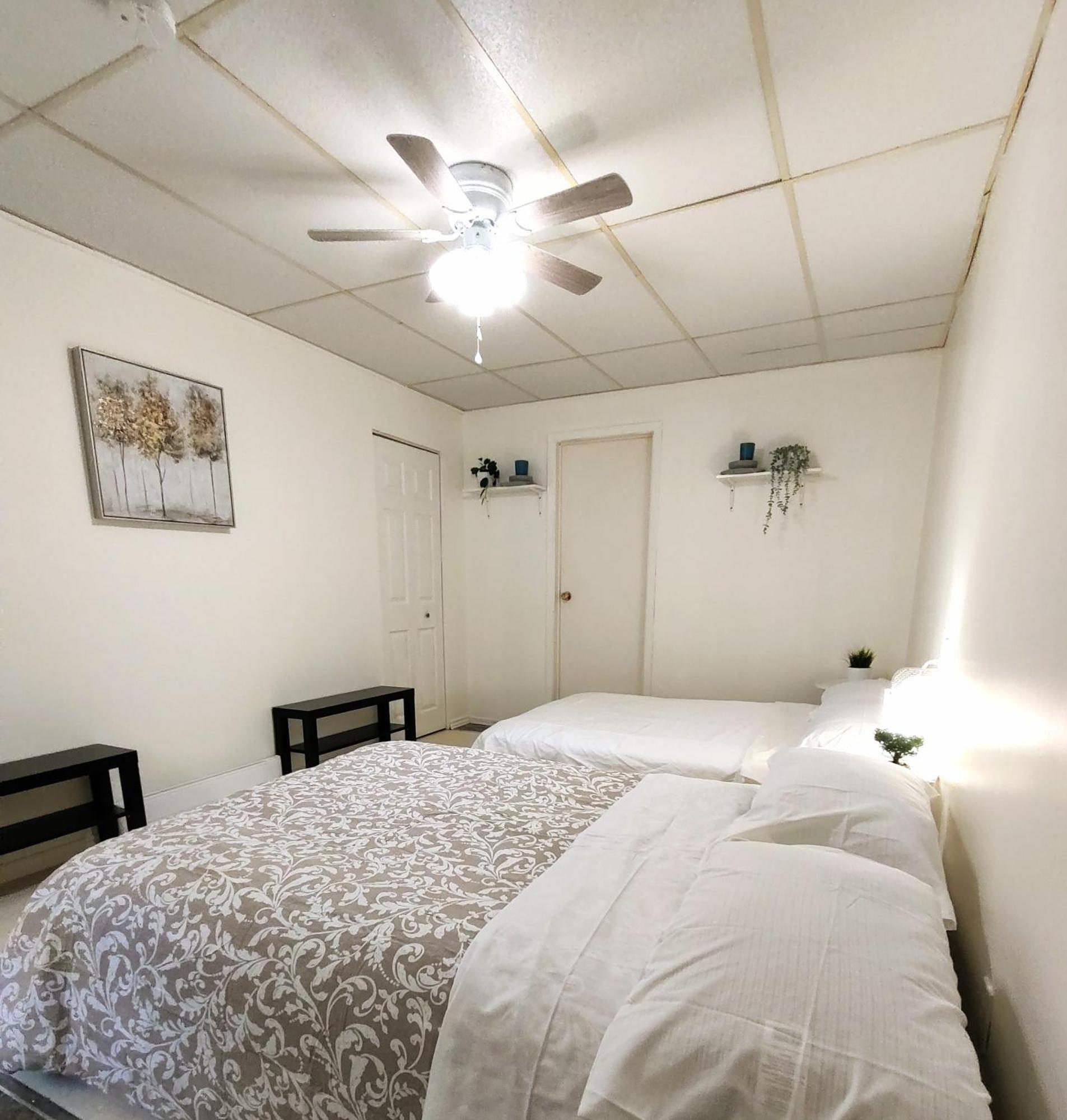 Welcome To Airbnb Saint-Jean-sur-Richelieu Quarto foto